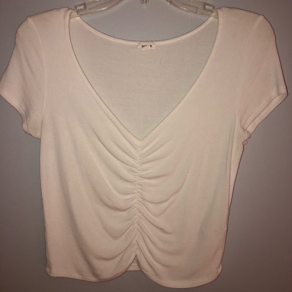 white garage scrunched tshirt! cute for any event!